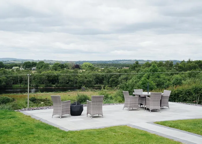 Debbie's At Tullig House & Farm Casa vacanze *